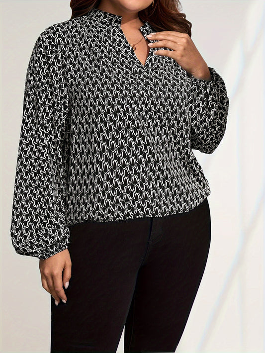 Loose-fitting plus size women's fashion shirt with wide sleeves and V-neck, featuring a stylish print to create a slimming effect.