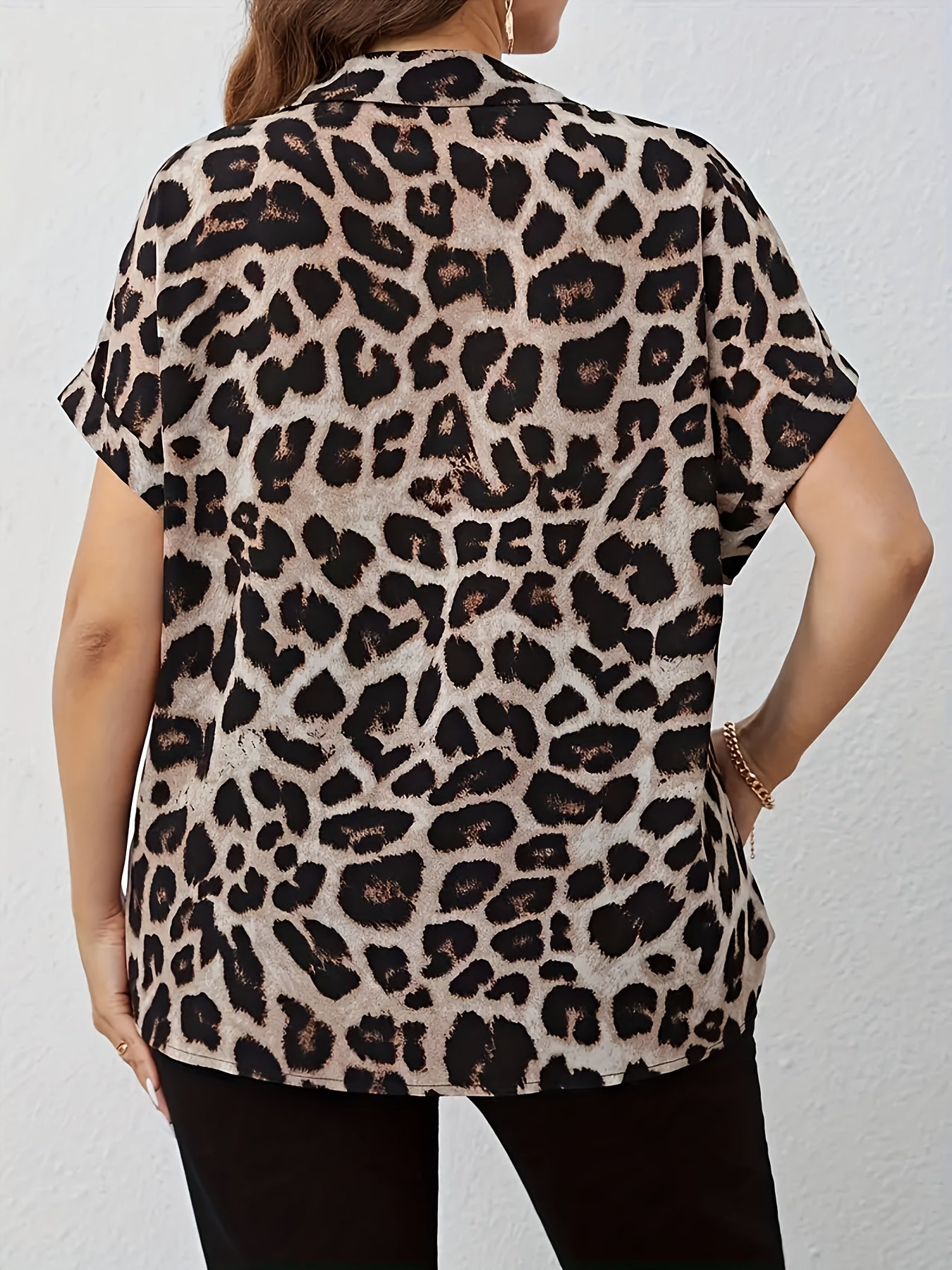 🐆 Chemise Décontractée Grande Taille à Imprimé Léopard pour Femme – Manches Chauve-Souris et Col Classique