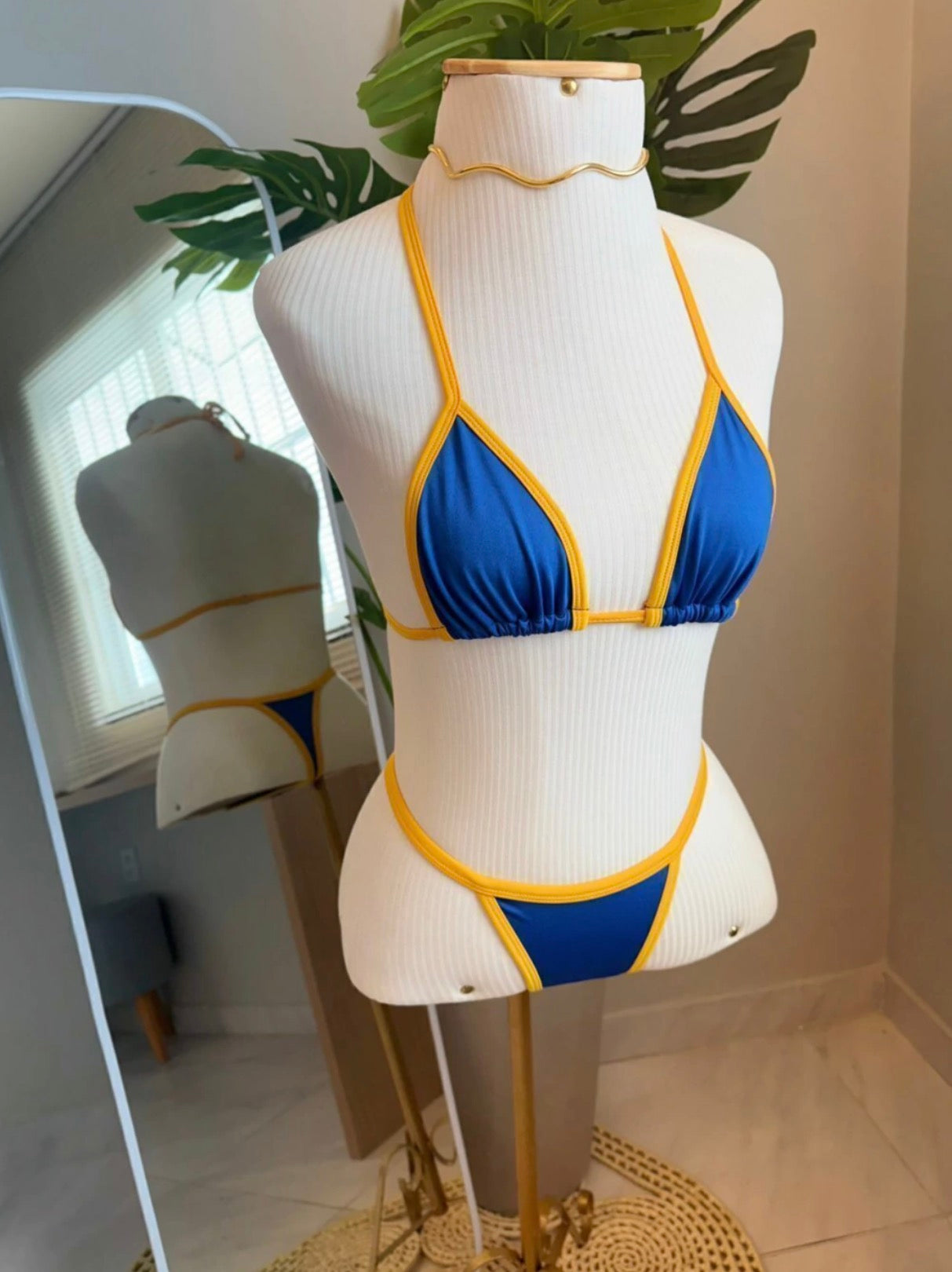 Bikini Bleu et Jaune