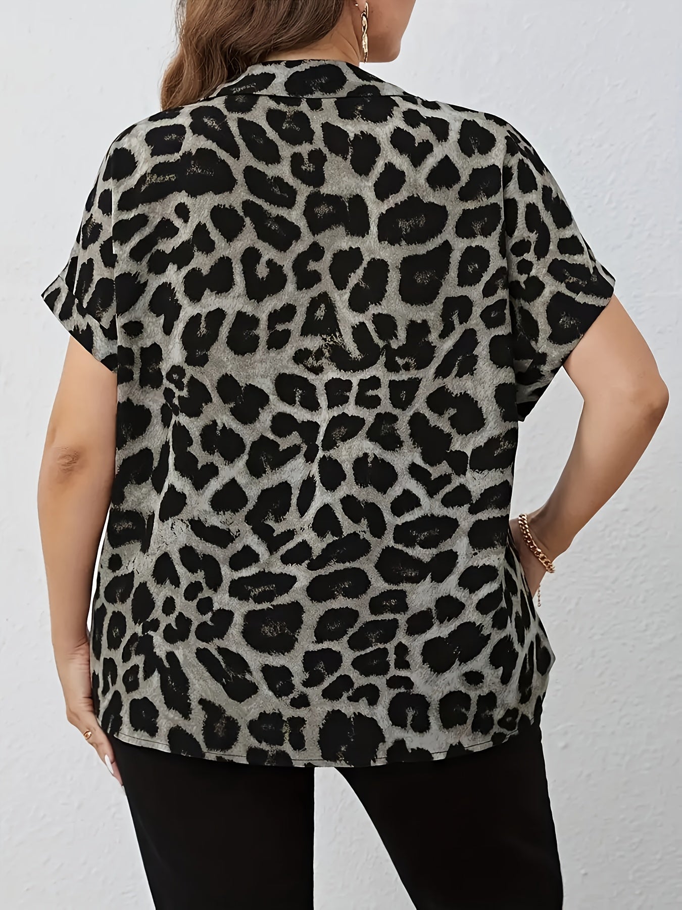 🐆 Chemise Décontractée Grande Taille à Imprimé Léopard pour Femme – Manches Chauve-Souris et Col Classique