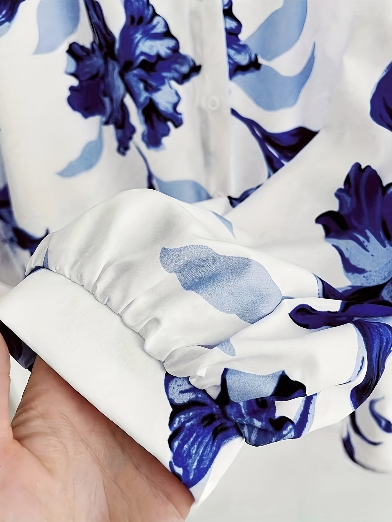 Elegant Floral Long Sleeve Blouse for Women - Chic Button-Up with Tie Waist, 100% Polyester & Spandex, Non-Stretch, Opaque Fabric, Random Blue Flower Pattern, All-Season Wear