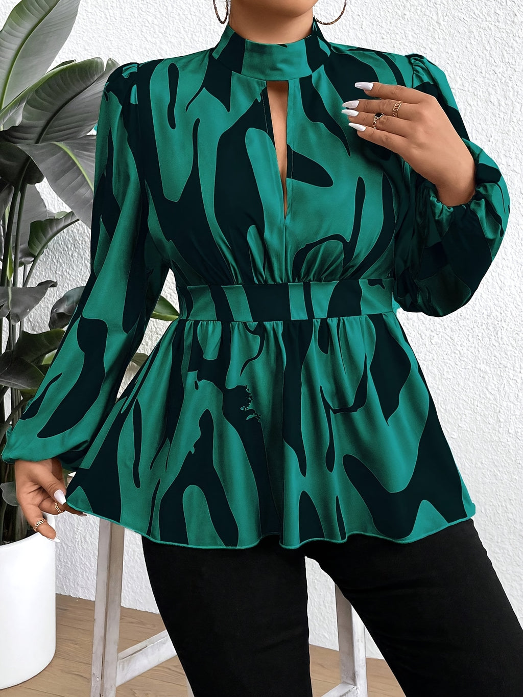 CS8378 Women's Elegant Geometric Camouflage Print Blouse - Sleeve Ruffled Neckline & Puffed Shoulders, Machine Washable Non-Stretch Top for Spring Summer Fall, Office &  Casual Wear, Neck Decoration for Blouse, Smooth Texture